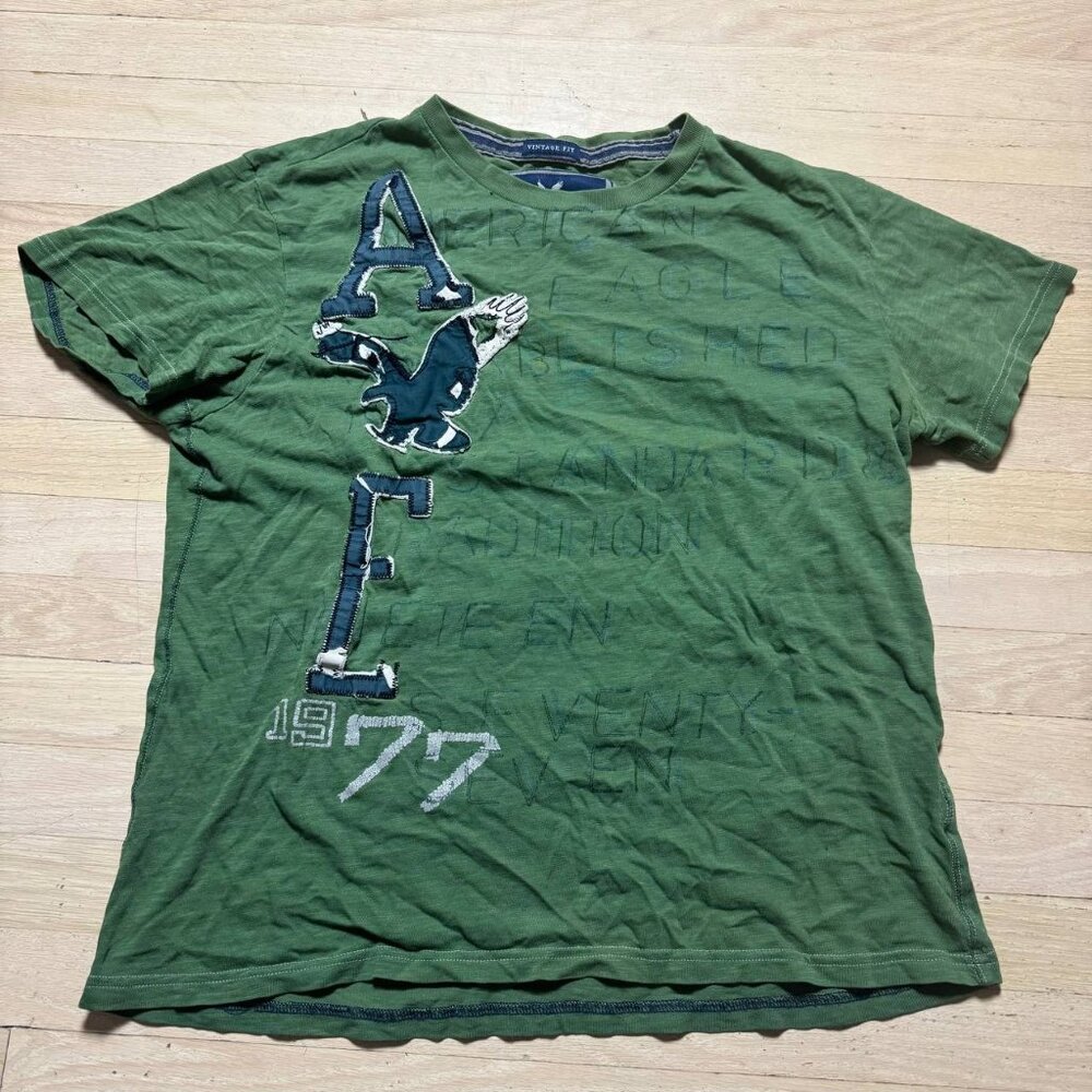 American Eagle Vintage Green 1977 AE Eagle Graphic T-Shirt Men's Large